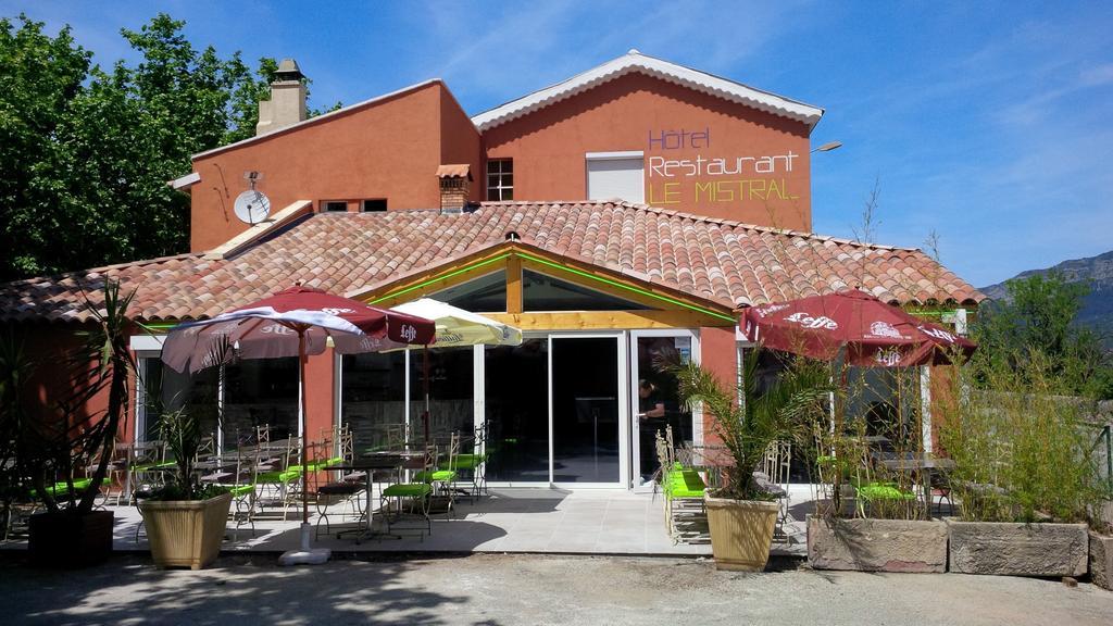 Hotel Restaurant Le Mistral Peipin Kültér fotó